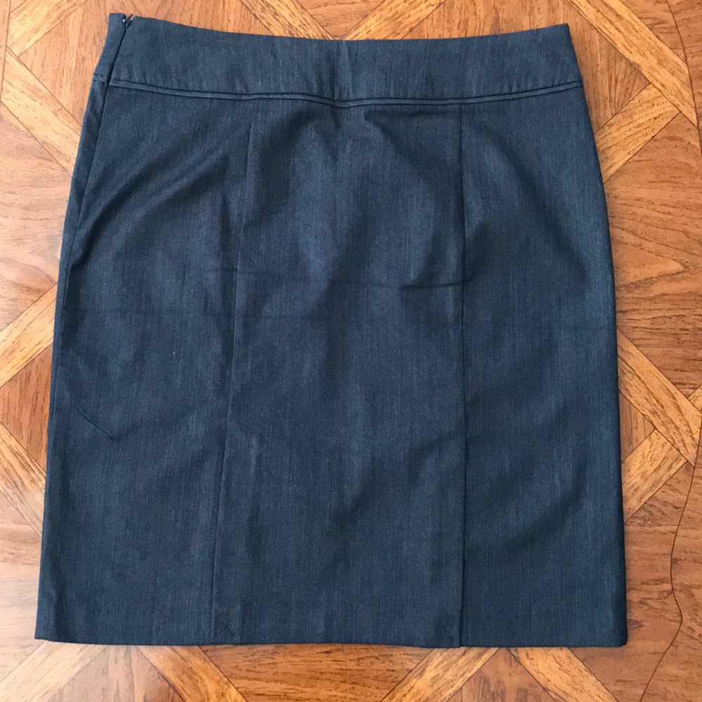 Navy pencil skirt - Picture 2 of 4